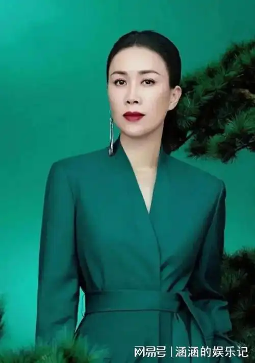 中国著名女歌手那英最新消息! 一起看看