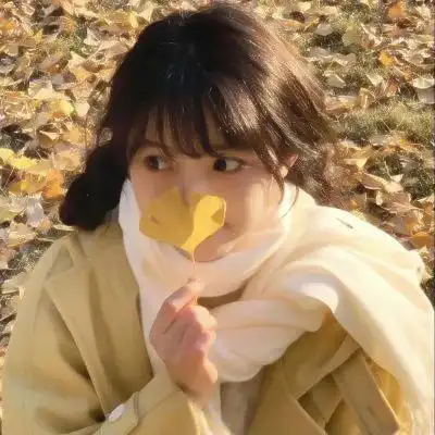 干净高级感小众女头真人图片_女生头像_头像屋