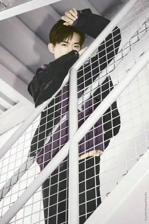 易烊千玺 #tfboys 高清 帅气 美国纽约格莱… - 堆糖,美图壁纸兴趣