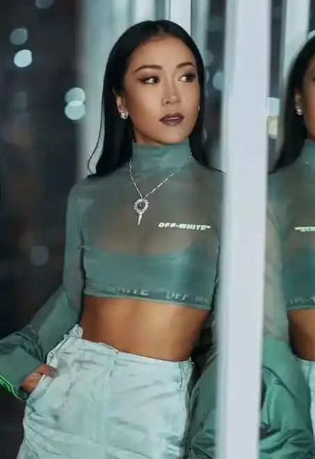 当朱一龙和吉克隽逸同框,原来身材好的人不需要"一白遮百丑"