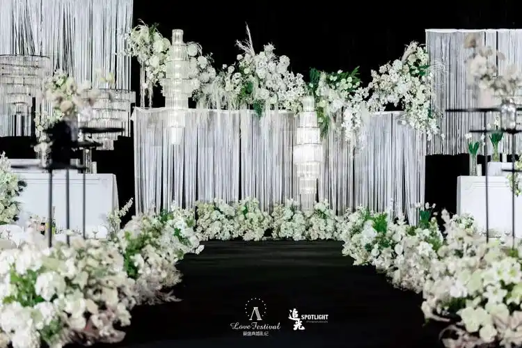 白色韩式简约婚礼现场|超仙婚礼现场