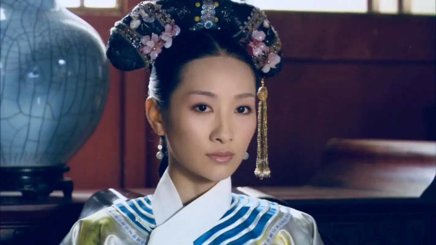 安陵容如何得知"皇后,杀了皇后"的真相?只因宜修太得意忘形