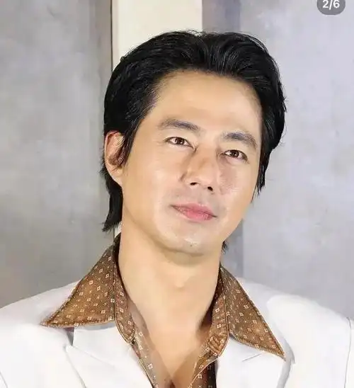 42岁韩国男星赵寅成近照成油腻大叔,时间都去哪儿了?