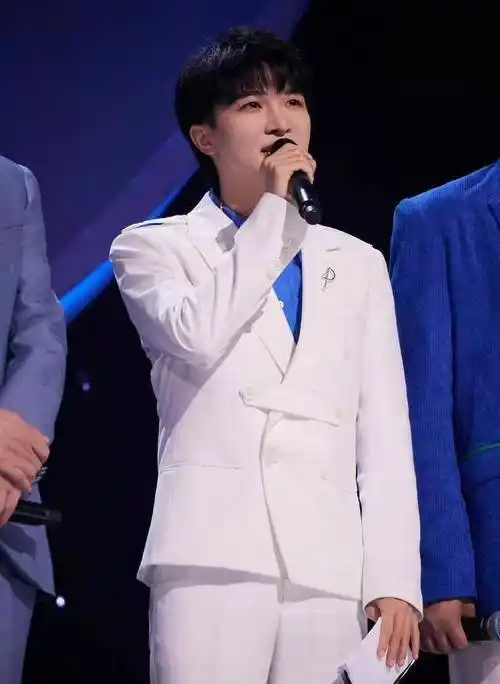 一场招商发布会嘉宾阵容堪比跨年晚会,有杨幂迪丽热巴周深华晨宇_芒果