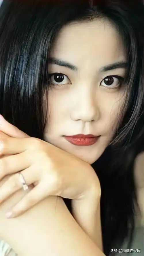 王菲年轻时好美,太惊艳了
