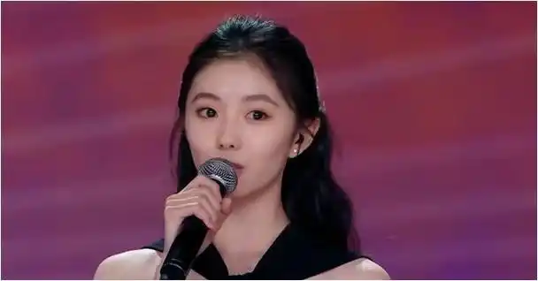 张靓颖和周笔畅则是中流砥柱,而郁可唯和谭维维则算是新一代的新生