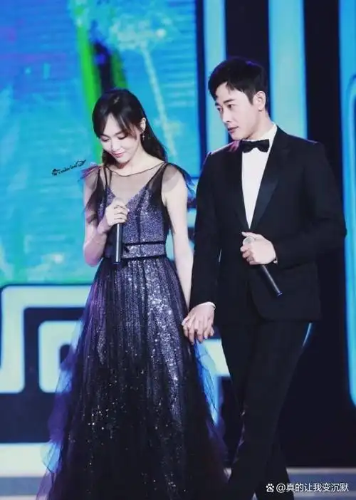 唐嫣和罗晋重逢,让粉丝们更加坚信他们的爱情.