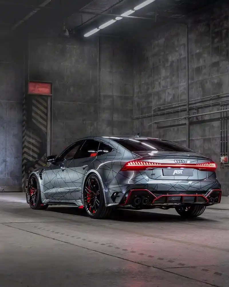 abt改装升级的奥迪rs7,这应该是98%的男人的梦吧!