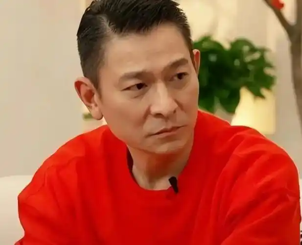 刘亦菲爆肥疑似怀孕?白敬亭与何炅和解?刘德华扛不住票房?