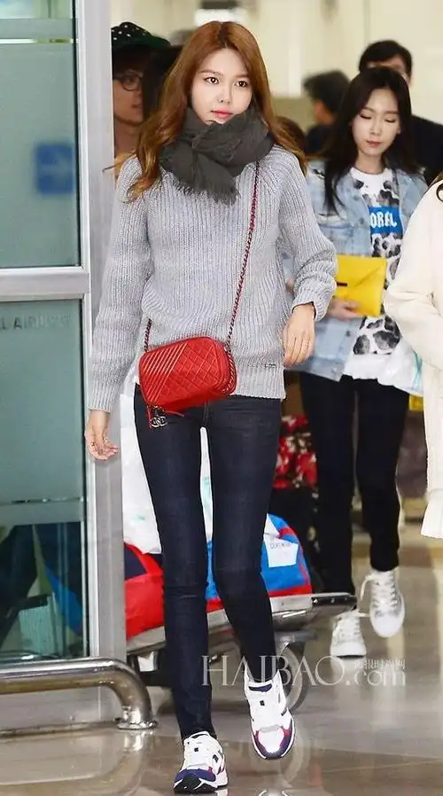 少女时代组合成员崔秀英3月7日韩国仁川机场街拍 (日本返回韩国)