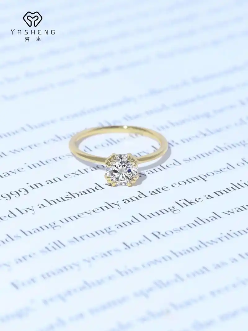 一款经典的一克拉钻戒 18k细金 - 抖音