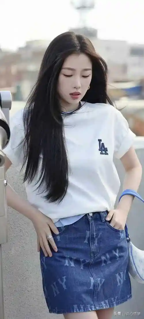 精选明星壁纸(虞书欣精选壁纸合集)