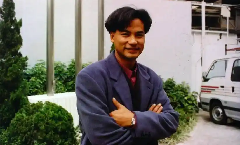 演舞男创下千万票房,拒绝揩油患上腰肌劳损,他曾为爱坚决丁克_任达华