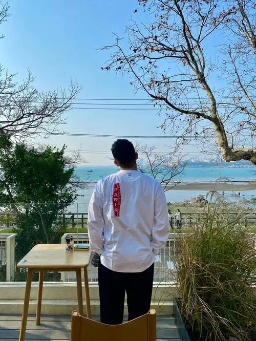 背影杀手之歪头杀