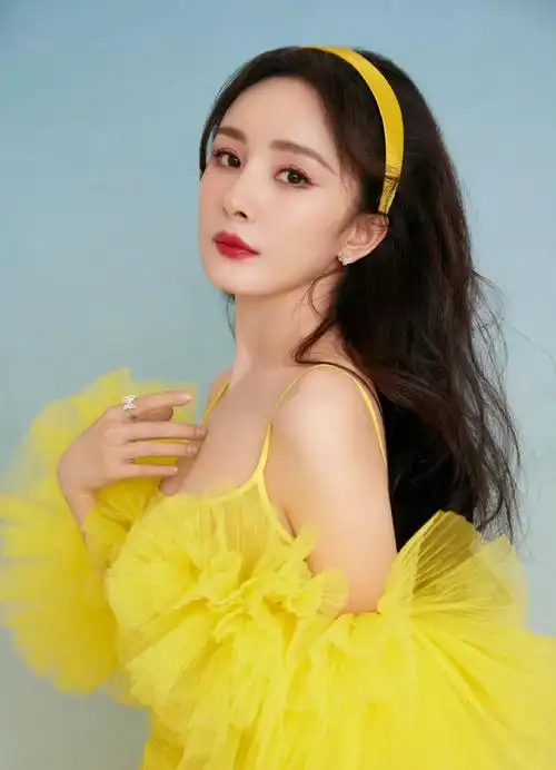 杨幂出道20周年