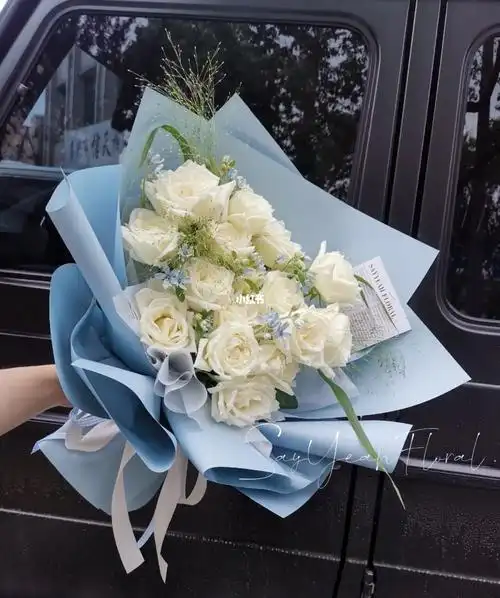 这就是夏天的颜色呀～979797#闺蜜花束  #桐乡花店  #玫瑰花束