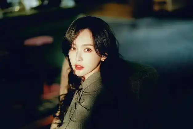 唐嫣强势回归85花一线资源彻底迎飞升全新妆造风格太惊艳