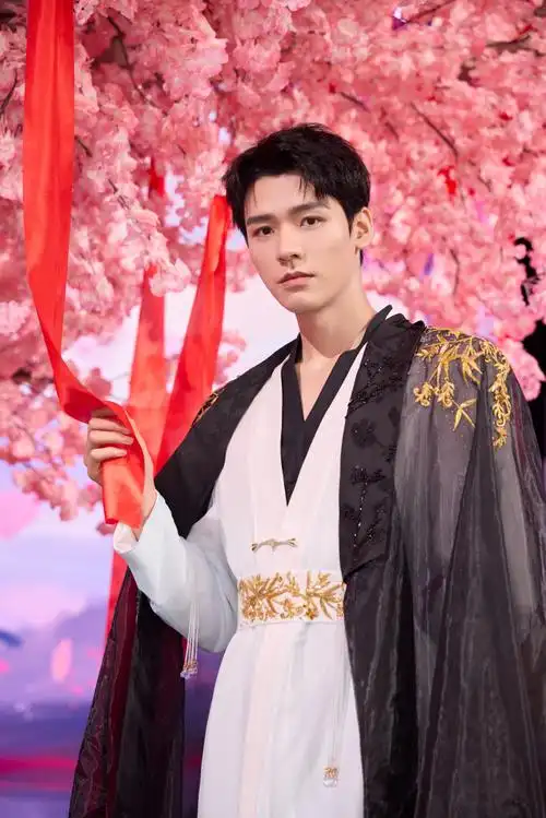 龚俊东方月初月来月厉害##龚俊 你好星期六