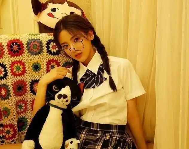 杨超越怼人上瘾!