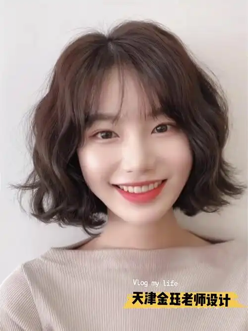 好打理显脸小的短发发型韩系短发气垫烫