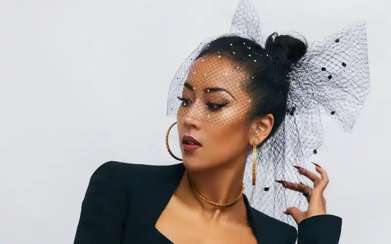 吉克隽逸时尚性感封面大片妩媚写真,大陆明星-回车桌面