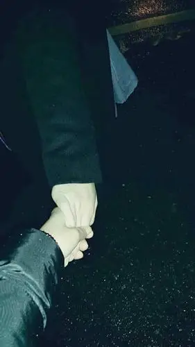 手牵手我们还是好朋友