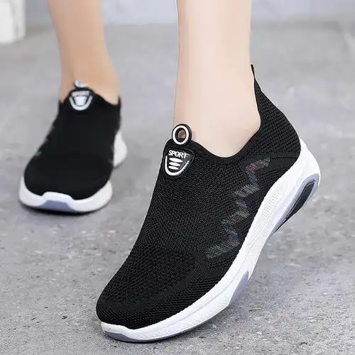 老北京布鞋女鞋春秋季女单鞋女士布鞋软底一脚蹬休闲中老年妈妈鞋