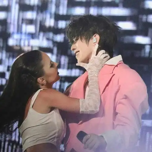 蔡徐坤染上性病了?其病情照片曝光,简直是不堪入目.