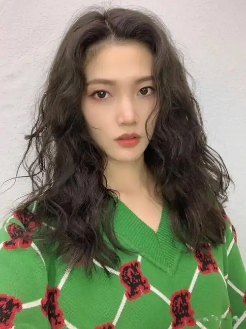 年底巨火法式全头烫烫了超美