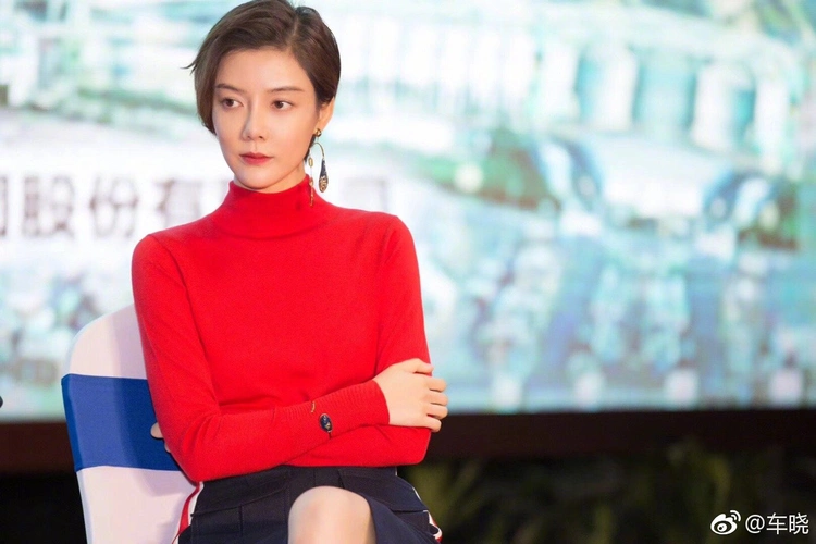 车晓又翻车带货被官方鉴定是假货直播态度还被指敷衍