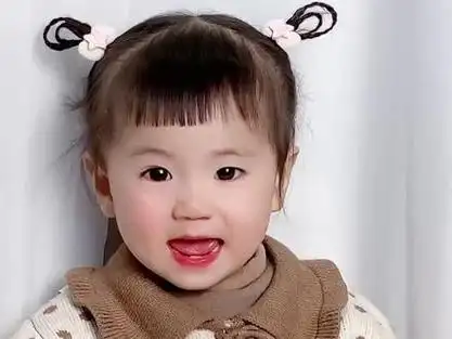 发型,头发短头发少也可以扎的这么可爱哦#小辫小辫扎起来 #短发宝宝