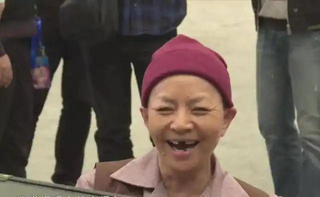 独家原创:宋丹丹-十年婚姻一场空!活出自我不忘真!_时候_事业_小品