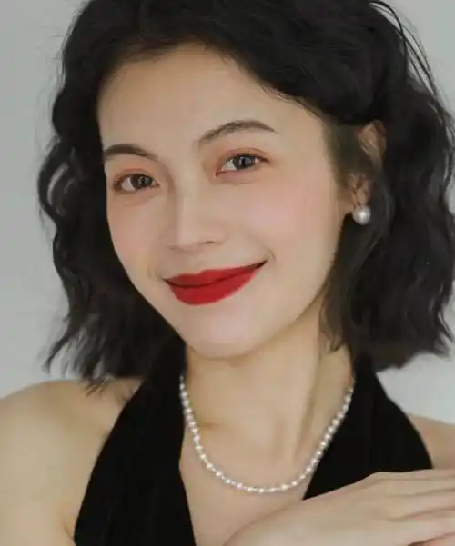 "港风"复古短发烫_岁月_发型_资讯