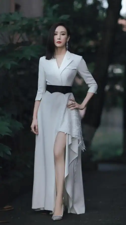 女神胡静,容颜,身材,事业,婚姻,属于她的一切总是那么完美!