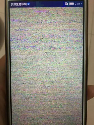 华为荣耀6 plus屏幕花屏,基本无法使用,怎么回事?
