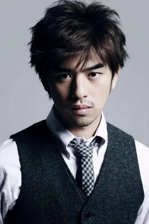 陈柏霖● 只接知名品牌代言 ●台湾明星影视演员陈柏霖商业演出费:100