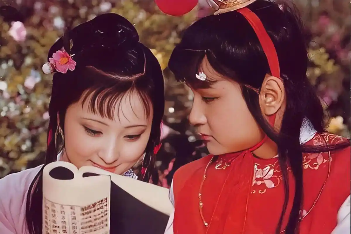 87版红楼梦高清剧照 右划看更多高清修复图 87版红楼梦 本次修复36张