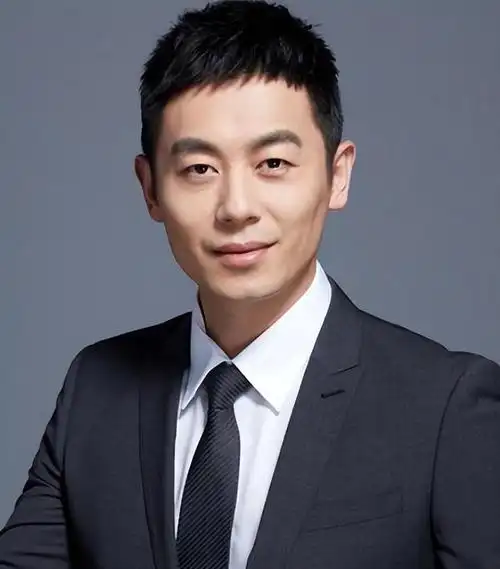 回顾朱亚文:抛弃相恋七年的富家女,迎娶陈思诚前女友至今零绯闻