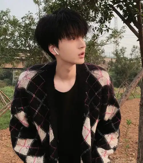 男生发型碎盖微分