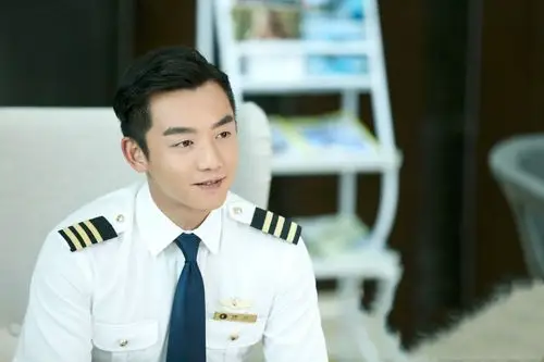 《壮志高飞》:郑恺与陈乔恩首次合作,演绎飞行员的浪漫爱情__凤凰网