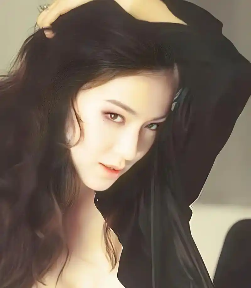 林熙蕾.#明星写真 #颜值高 #超好看 #大胆示爱心动挑战 - 抖音