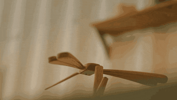 儿时玩物改良的平衡小鸟灯(竹蜻蜓灯)