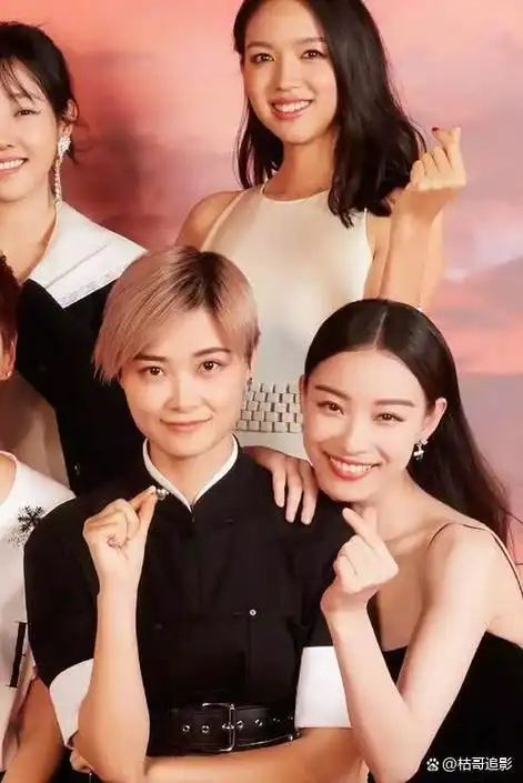 19张倪妮私密照片曝光!与李宇春关系曝光,引发轩然大波!