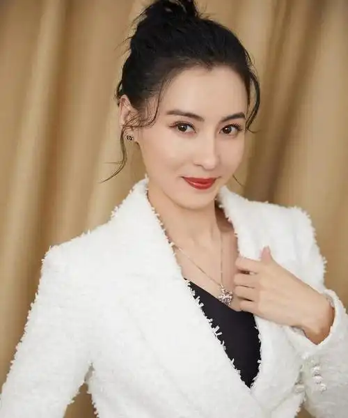 张柏芝写真:美丽挂和清丽挂的最顶配