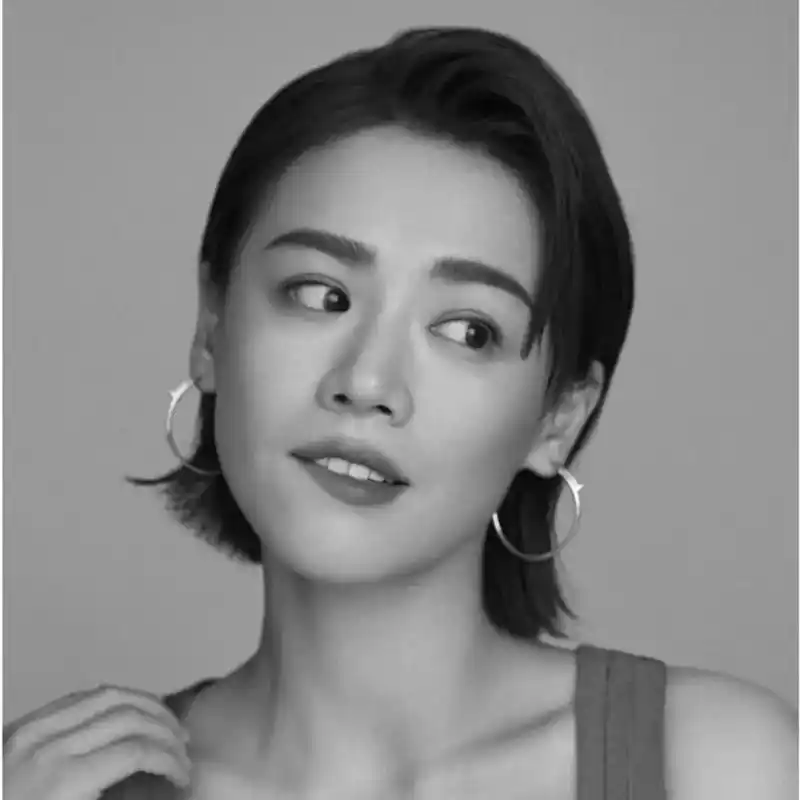 打卡q版头像73马思纯.挑战画100位明星头像,第90位:马思 - 抖音