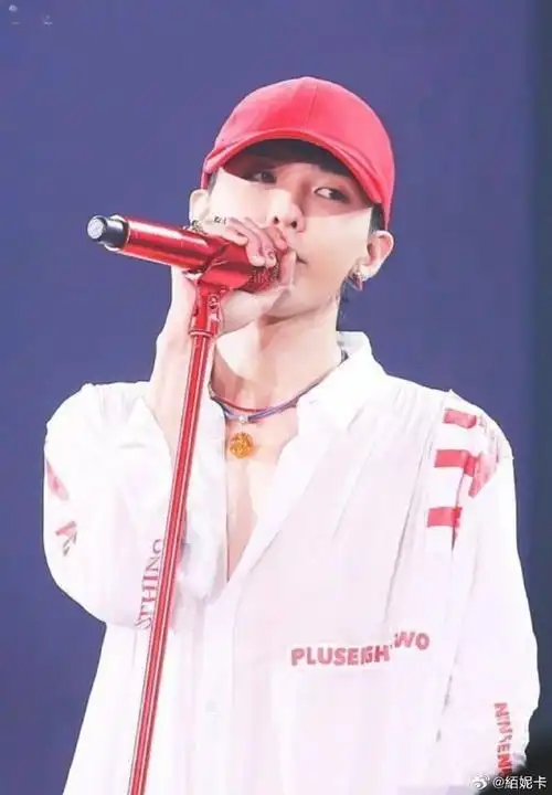 演唱会】【权志龙音乐】【权志龙现场】【权志龙发型】【权志龙可爱】