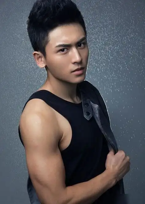 国民老婆张哲瀚他为什么这么火颜值与演技并存引人关注