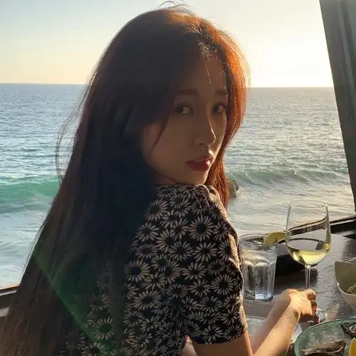 虞书欣头像合集