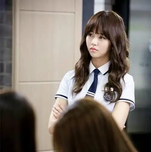 是韩国kbs于2015年4月27日起播出的月火迷你连续剧,由 a target="