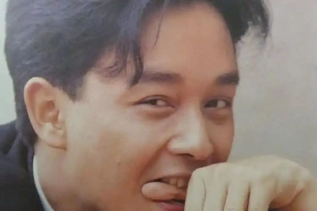 张国荣leslie #童年时 #笑的灿烂 #看着就很温柔 - 抖音